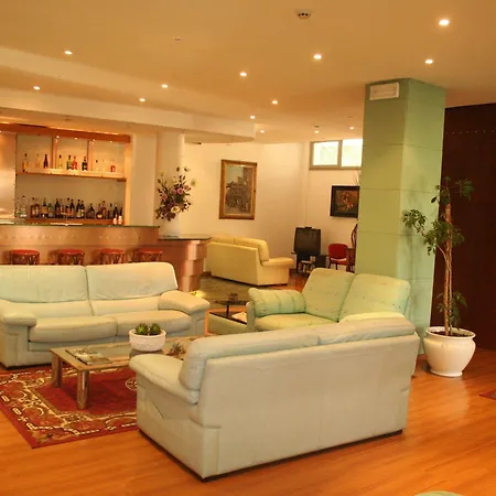 Elvezia Hotel 3*