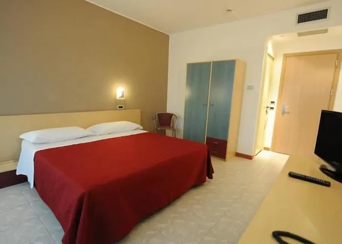 Hotel Elvezia 3*